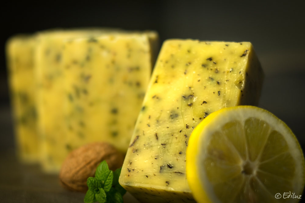 Savon gommage citron et menthe 100g – Image 3