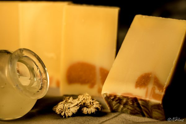 Savon camomille et miel 100g – Image 2